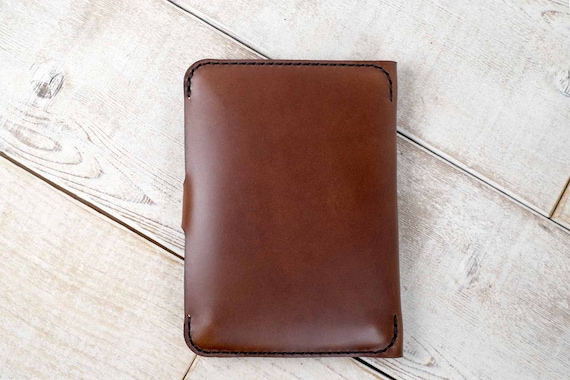 Leather Kindle Colorsoft Signature Edition folio style case / cover handcrafted in the USA from premium veg-tanned Italian leather. - Image 2