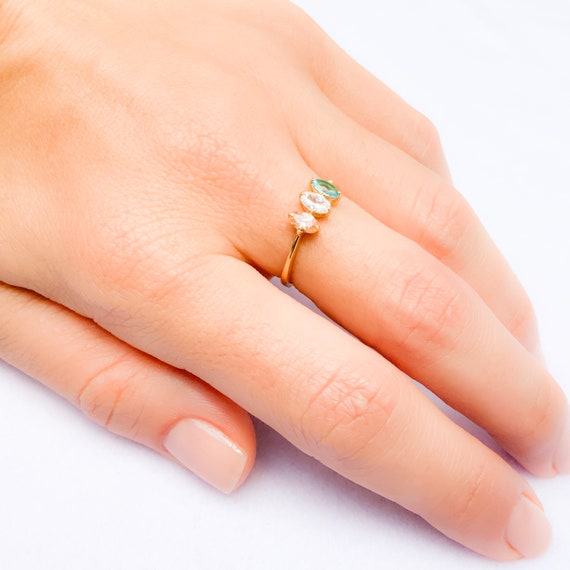 Mothers Ring 2, 3, 4 , 5,..8 Stone, Birthstone Ring for Mom, Birthstone Jewelry, Personalized Ring, Personalized Jewelry, Gifts for Mom - Image 3