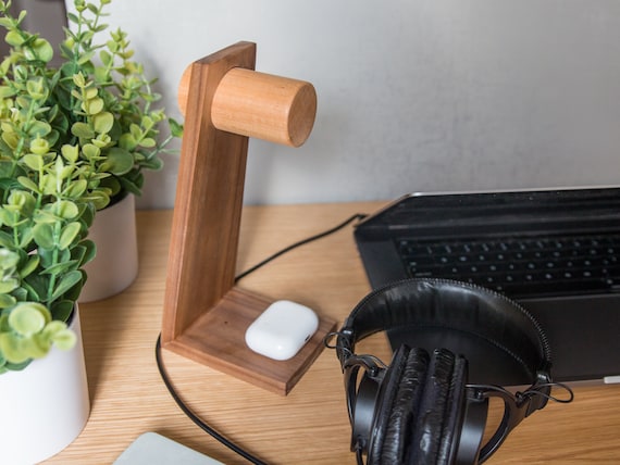 Walnut Headphone Stand: Audiophile Desk Organizer, Groomsmen Gift - Image 2