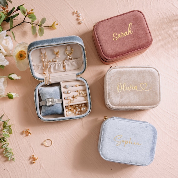 Custom Velvet Jewellery Box, Bridesmaid Gifts with Permanent Name, Wedding Gift, Gift for Her, Watch Storage, Mother's Day Gift Gift for Mum - Image 7