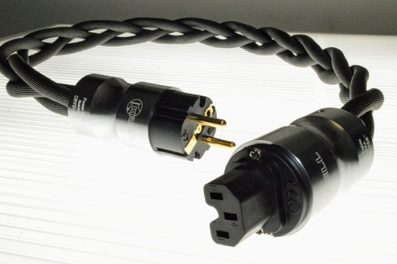 The Mamba, 268S/m high-conductivity audiophile power cable. Braided, triple-shield, with Euro & US connectors. Handmade by Chris Cables
