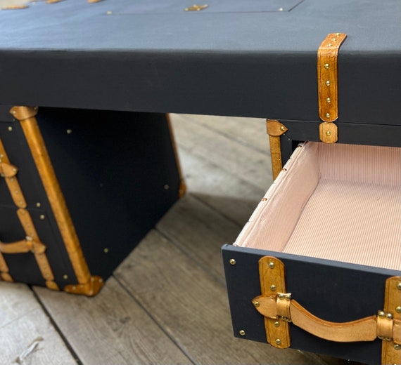 Leather & Millerain Luxury Executives Home Office Desk - Image 3