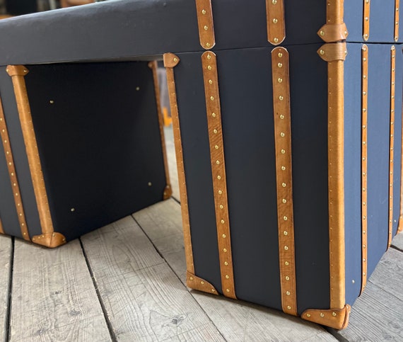 Leather & Millerain Luxury Executives Home Office Desk - Image 7