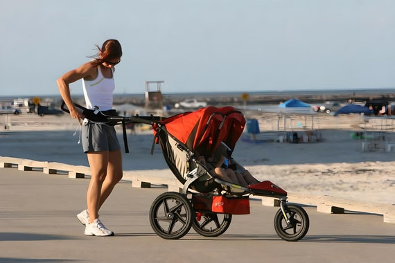 Stroll Smart – Transform Your Stroller into a Sports Device! The perfect gift for new parents. - Image 6