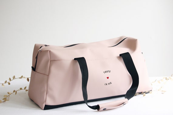 Personalized Weekend Travel Bag – Recycled Matte Polyurethane - Image 3