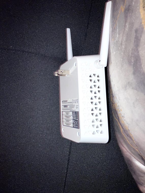 NETGEAR AC1200 WiFi Range Extender EX6150 - Tested - Image 5
