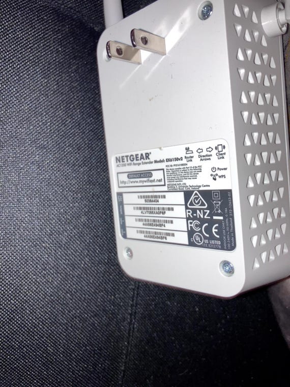NETGEAR AC1200 WiFi Range Extender EX6150 - Tested - Image 6