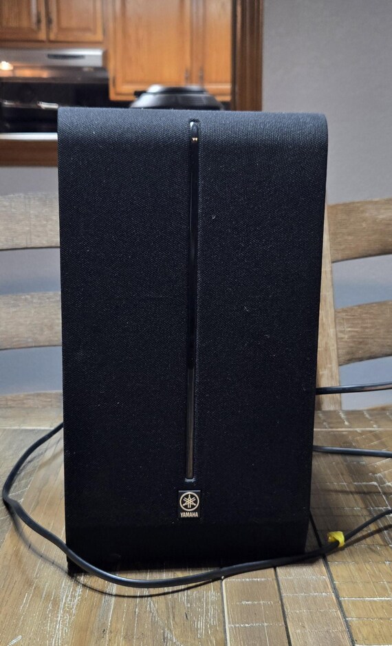 Vintage Yamaha Home Sound System HTR-6130 Amplifier with Speakers, Classic Audio Equipment for Music Lovers, Gift for Audiophiles - Image 3