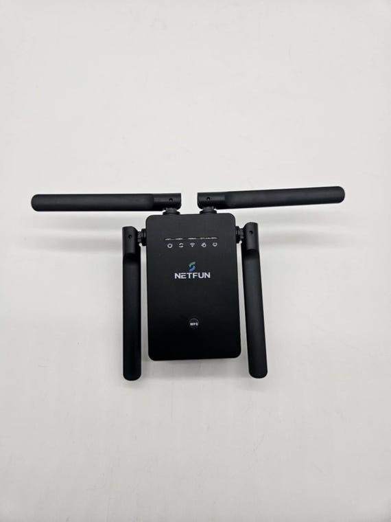 Netfun 300 Mbps WiFi Range Extender Black