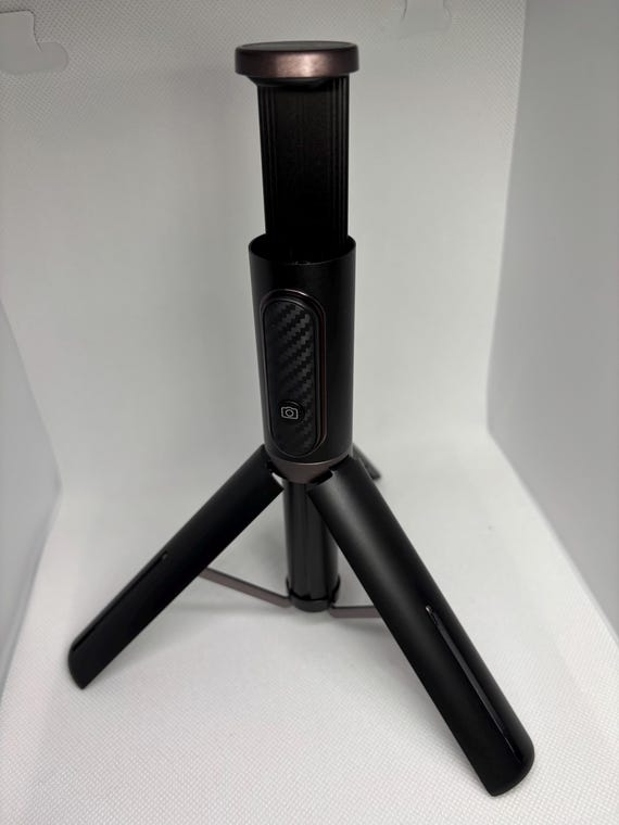 The Dreamy Selfie Tripod Stick - Image 6