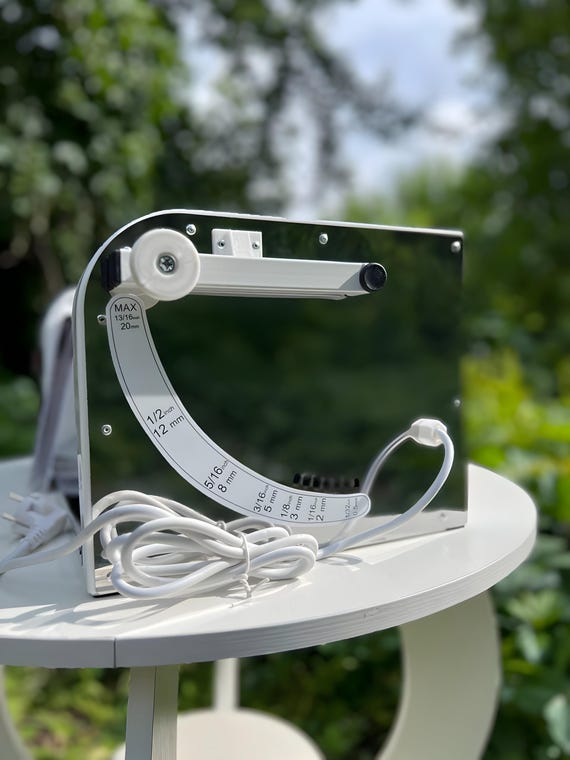 Professional electric dough sheeter machine, dough roller 19.7" for perfect baking, gift chef, grandma, pizzeria for pasta, 220/110 volt - Image 6