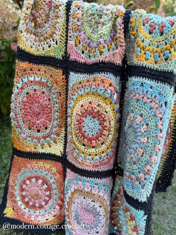 Juliet Blanket Crochet Pattern / Granny Square Blanket Pattern / Crochet Pattern / 3 Sizes / Baby Blanket / Throw Blanket - Image 10