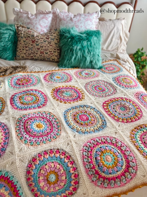 Juliet Blanket Crochet Pattern / Granny Square Blanket Pattern / Crochet Pattern / 3 Sizes / Baby Blanket / Throw Blanket - Image 9