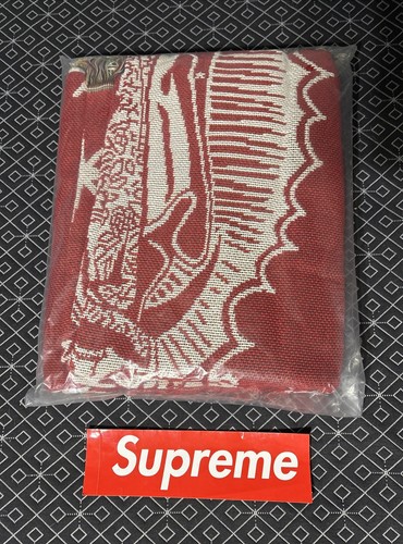 Supreme Virgin Mary Blanket Red FW18 Brand New - Image 2
