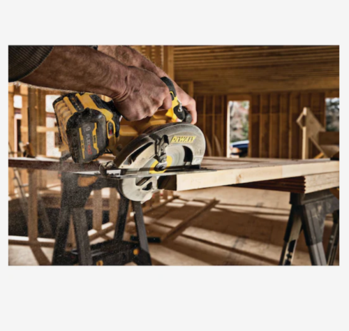 DeWALT® 60V MAX* Brushless Cordless 7-1/4 in. Circular Saw DCS578B (Tool Only) - Image 5