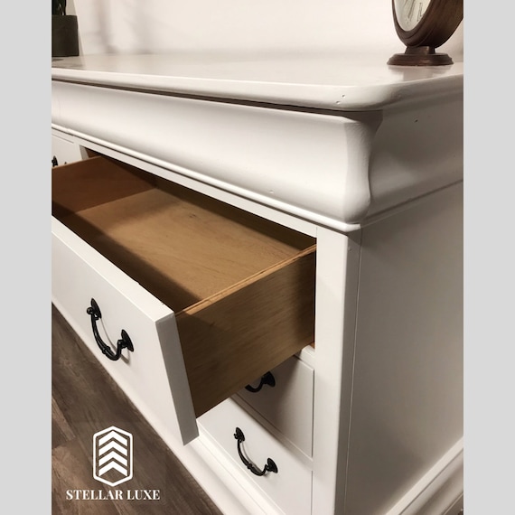 SOLD - Shabby Chic white dresser with 8 drawers - Image 5