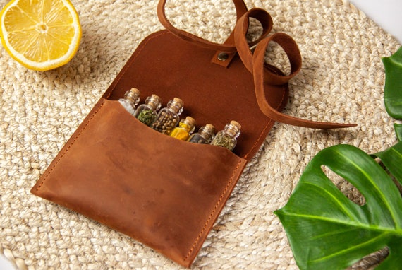 Personalized bushcraft spice kit,Camping spice case,Leather spice rack,Travel spice case,Leather spice holder,Leather spice bag - Image 10