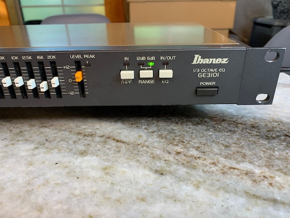 Vintage 1984 1/3 octave eq equalizer made in japan 6.35 mm trs/ts input / output - Image 4