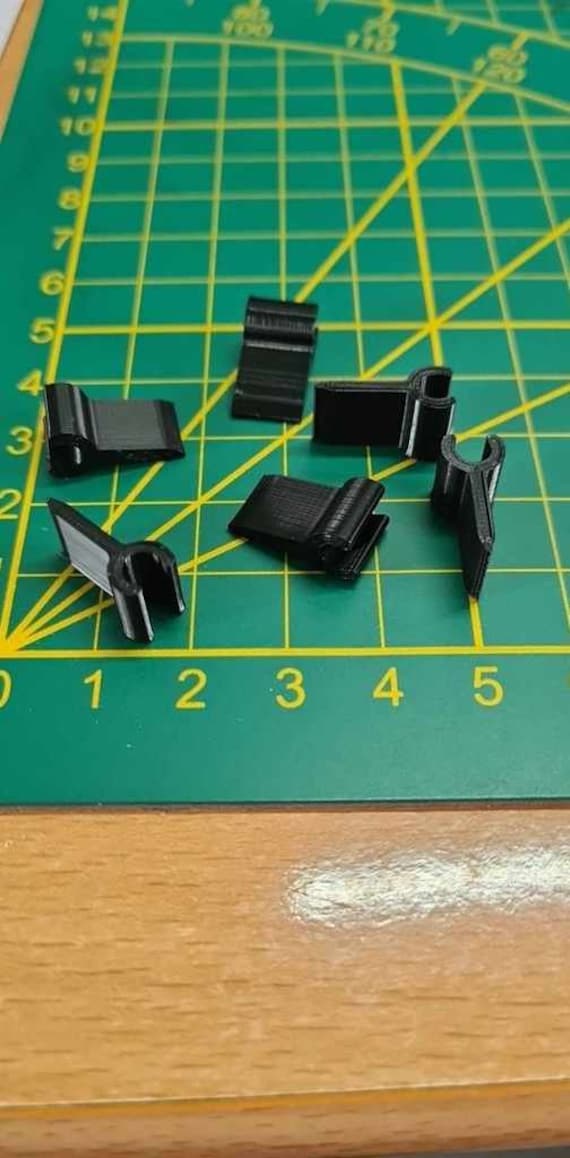 usb cable clip for car dashboard 6 pack - Image 2