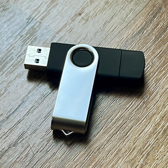 128GB Fast Dual Drive | USB-C + USB 3.0 | Free Shipping | Computer, MacBook, Smartphone, Android, iPhone, and Tablet. - Image 2