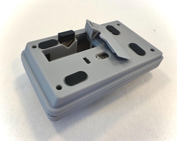 Amiga Mouse (The Tank) Optical Wireless Mouse w. USB dongle, Model 1352 inspired retro design, 3d resin printed w. modern internal component - Image 4