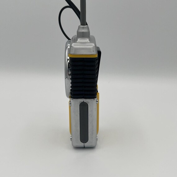 Harley-Davidson Walkie Talkie Single Collectible Yellow Turns On - Image 4