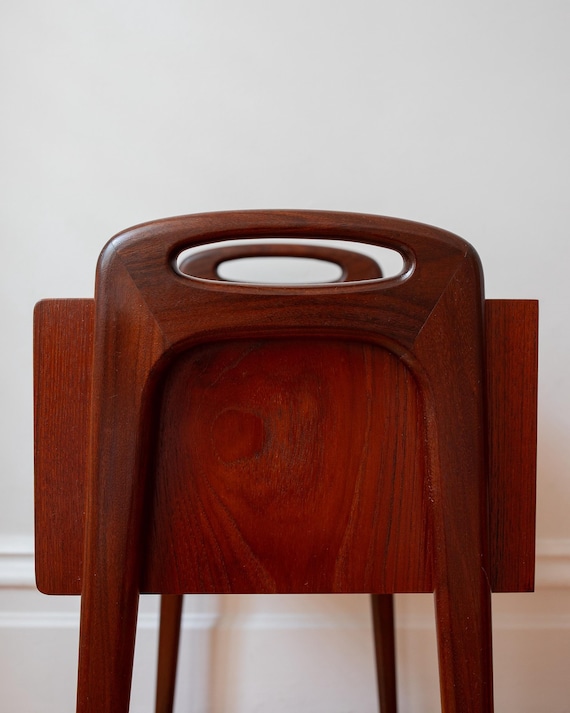 Walnut Sculpted Handle Side Cabinet - Image 5