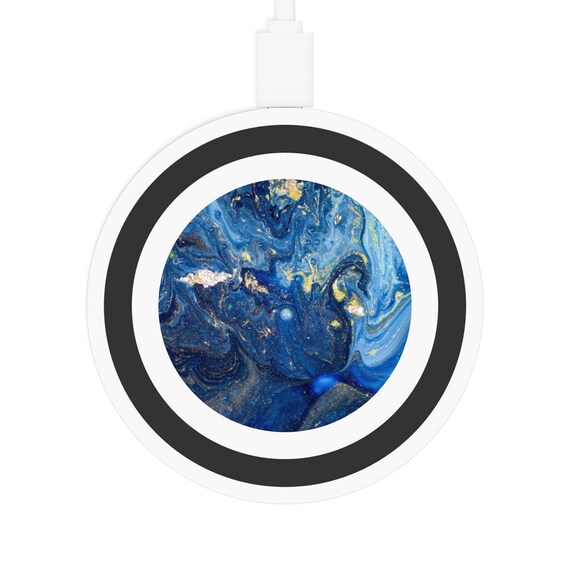 Wireless Charging Pad with Quake Design, Charging Station, Tech Gift, Home Office Decor, Desk Accessory, Round Charger - Image 3