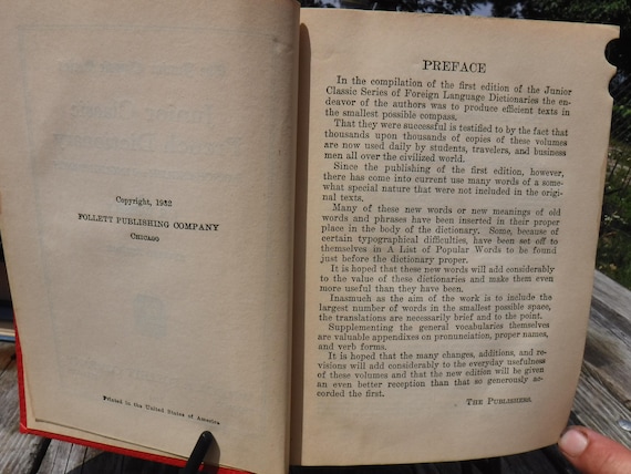 Junior Classic French and English Dictionary - Image 3