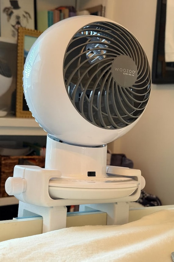 Woozoo Fan Holder: Bunk Bed & Dorm Room Mount