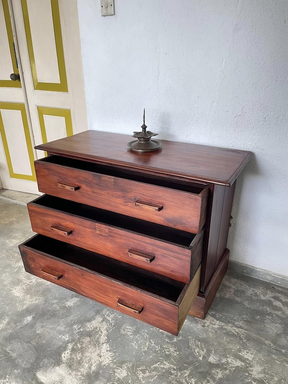 Vintage Jak Wood Chest of Drawers: Rustic Farmhouse Bedroom Storage - Image 6