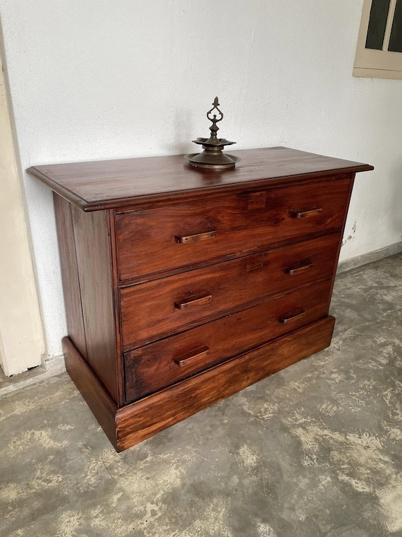 Vintage Jak Wood Chest of Drawers: Rustic Farmhouse Bedroom Storage - Image 7