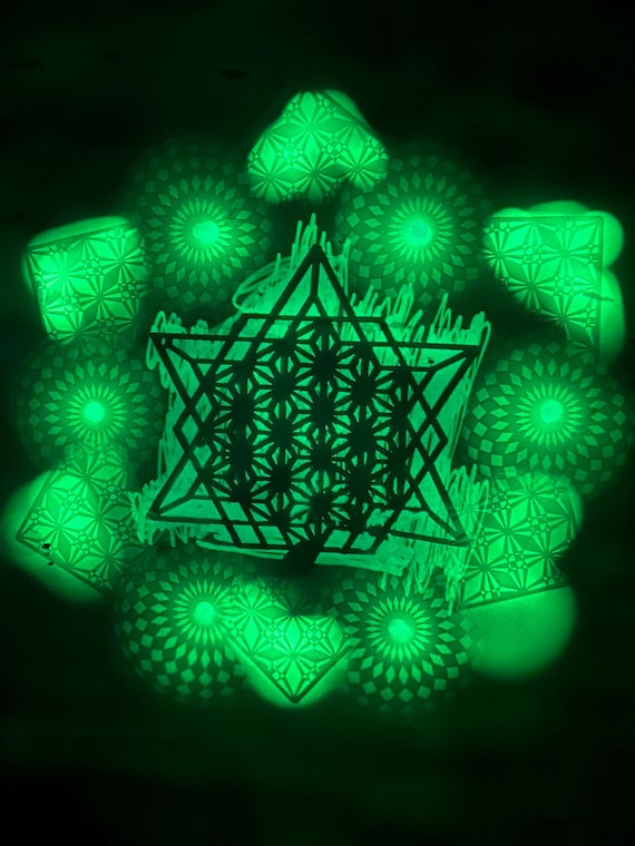 Interactive Drawing Art Glow Board  With Laser Pointer Pen