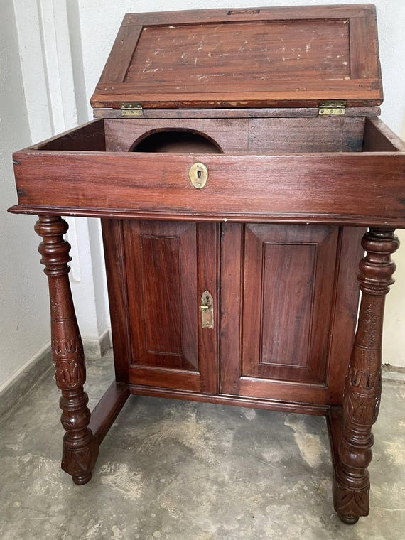Vintage Jak Wood Davenport Desk: Antique Hinged Writing Desk - Image 5