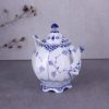 Royal Copenhagen Blue Fluted Full Lace Teapot #1118 – Rare 1950 Danish Porcelain, First Quality, 18 cm Royal Copenhagen Blue Fluted Full Lace Teapot #1118 – Rare 1950 Danish Porcelain, First Quality, 18 cm