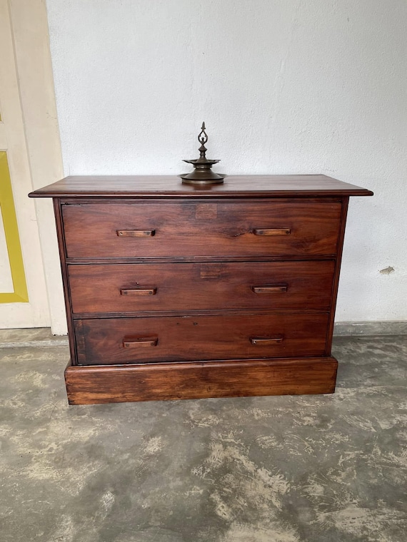 Vintage Jak Wood Chest of Drawers: Rustic Farmhouse Bedroom Storage - Image 8