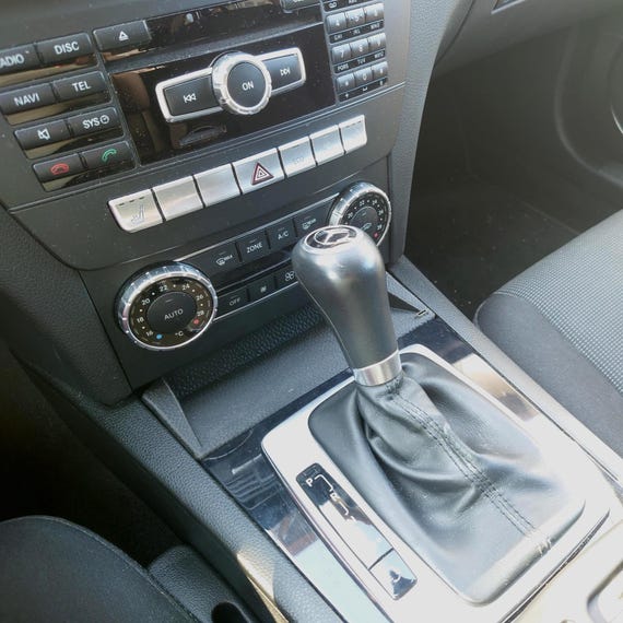 W204 Wireless charger Mercedes C class charger c63 wireless charger Mercedes coupe w207 Mercedes apple carplay Mercedes android auto - Image 8